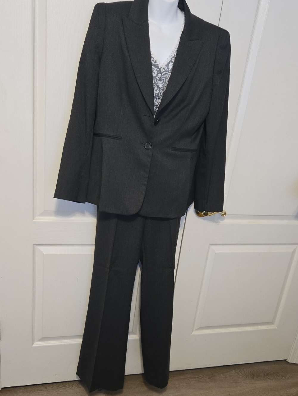 Alex Marie Womens Charcoal 2-Piece Suit - Single-Breasted Blazer & Slacks 12/14